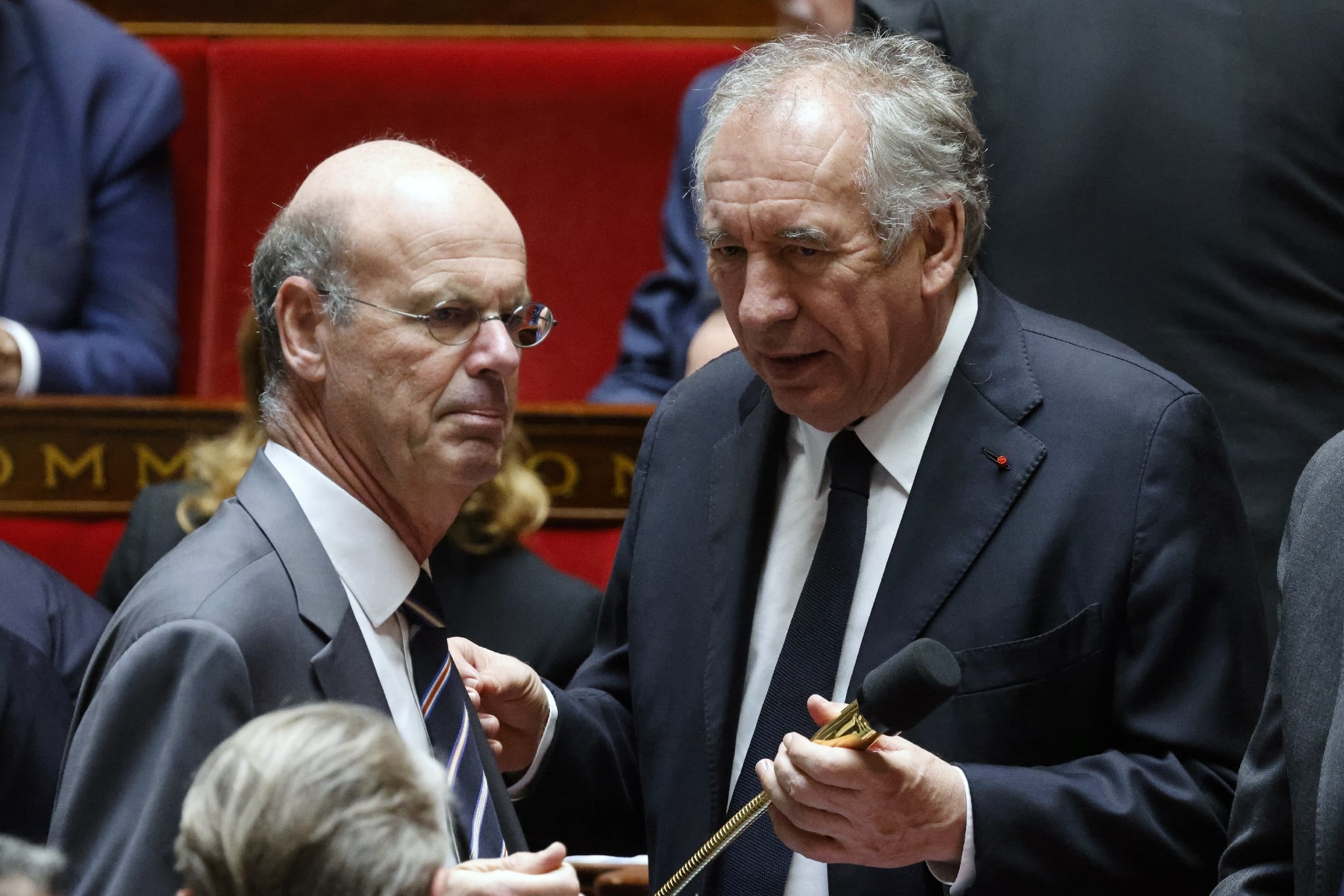 Incertitude politique : quel avenir pour le budget français en cas de chute du gouvernement Bayrou ?