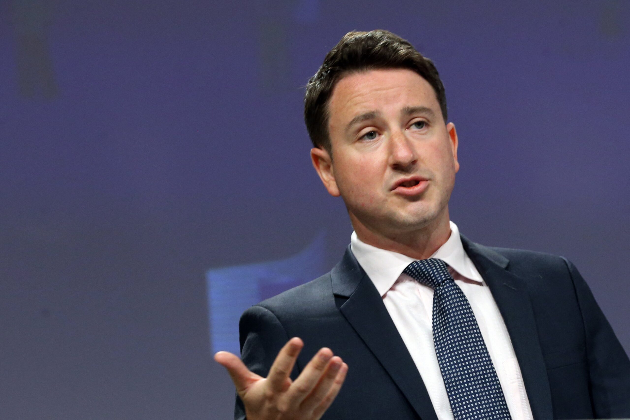 La Taxe Zucman : Débat autour des grandes fortunes, de la dette et de l’exil fiscal, un refrain qui traverse les siècles