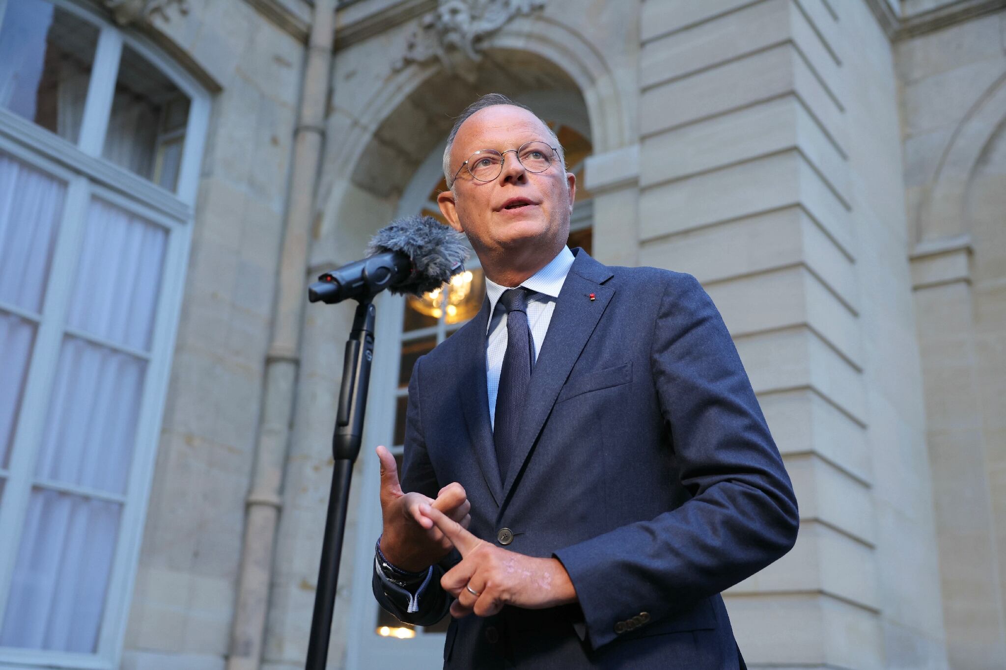 Edouard Philippe Propose un Nouveau Pacte Fiscal : Moins d’Impôts Pour les Entreprises, Moins d’Aides Publiques en Contrepartie