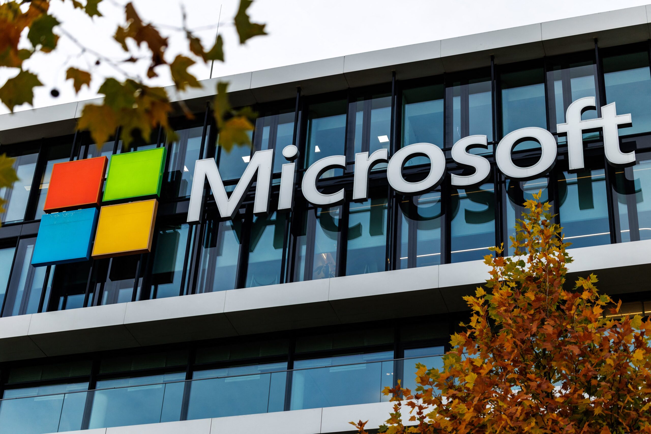 Microsoft annonce un investissement historique de 17,5 milliards de dollars en Inde pour l’IA
