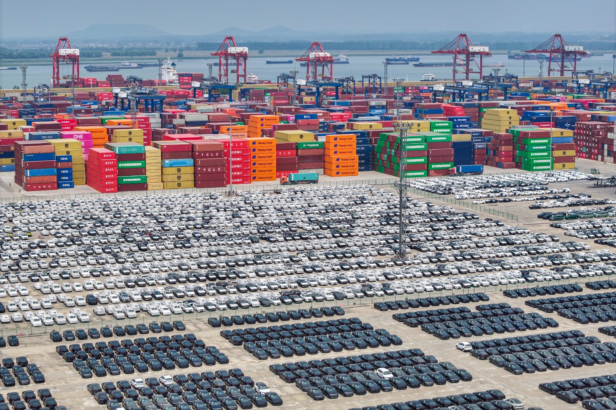 Face au protectionnisme américain, l’Europe renforce ses liens commerciaux avec la Chine