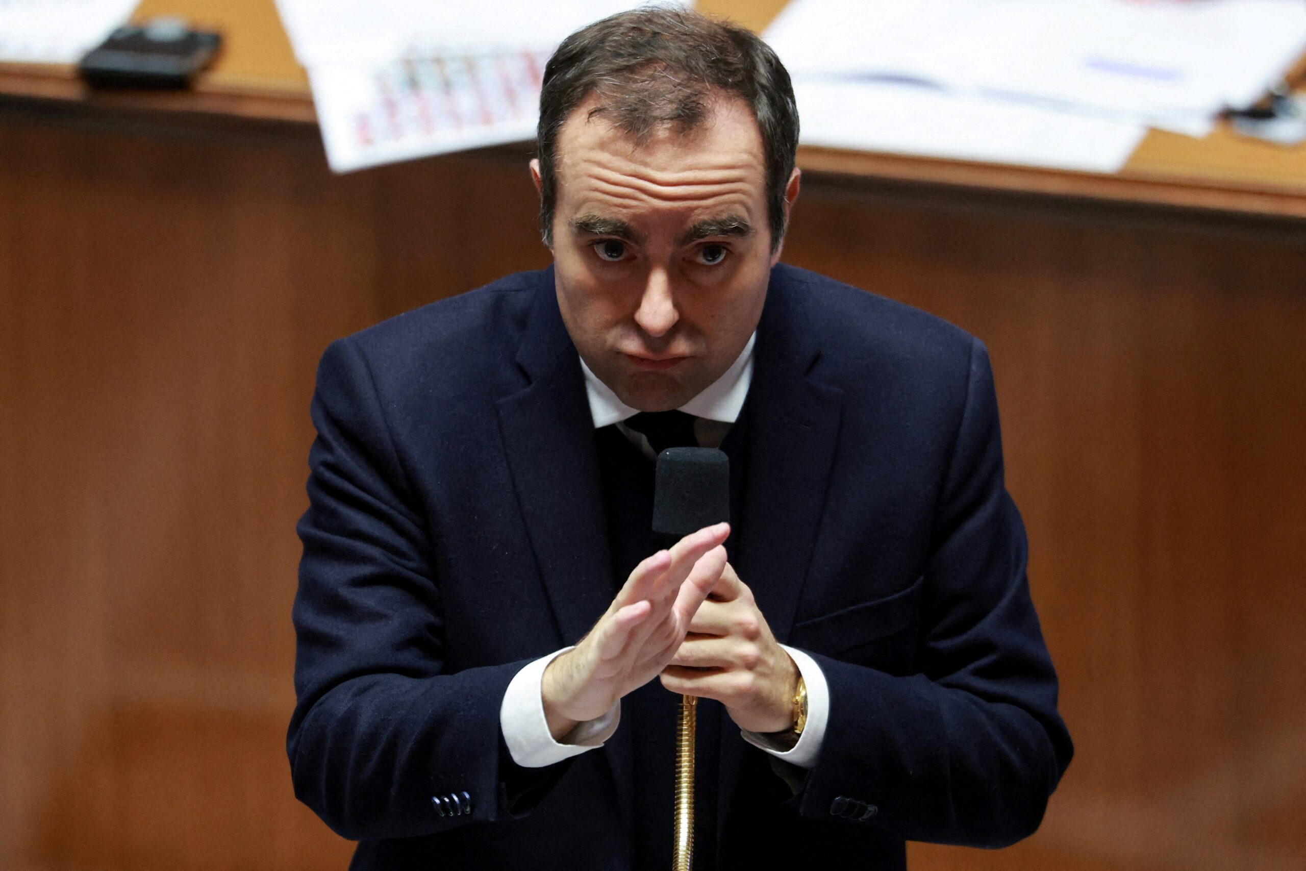 L&rsquo;absence de budget et le recours à une loi spéciale : une incertitude coûteuse pour la France